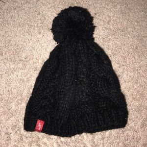 Eastern Mountain Sports Black Pom hat